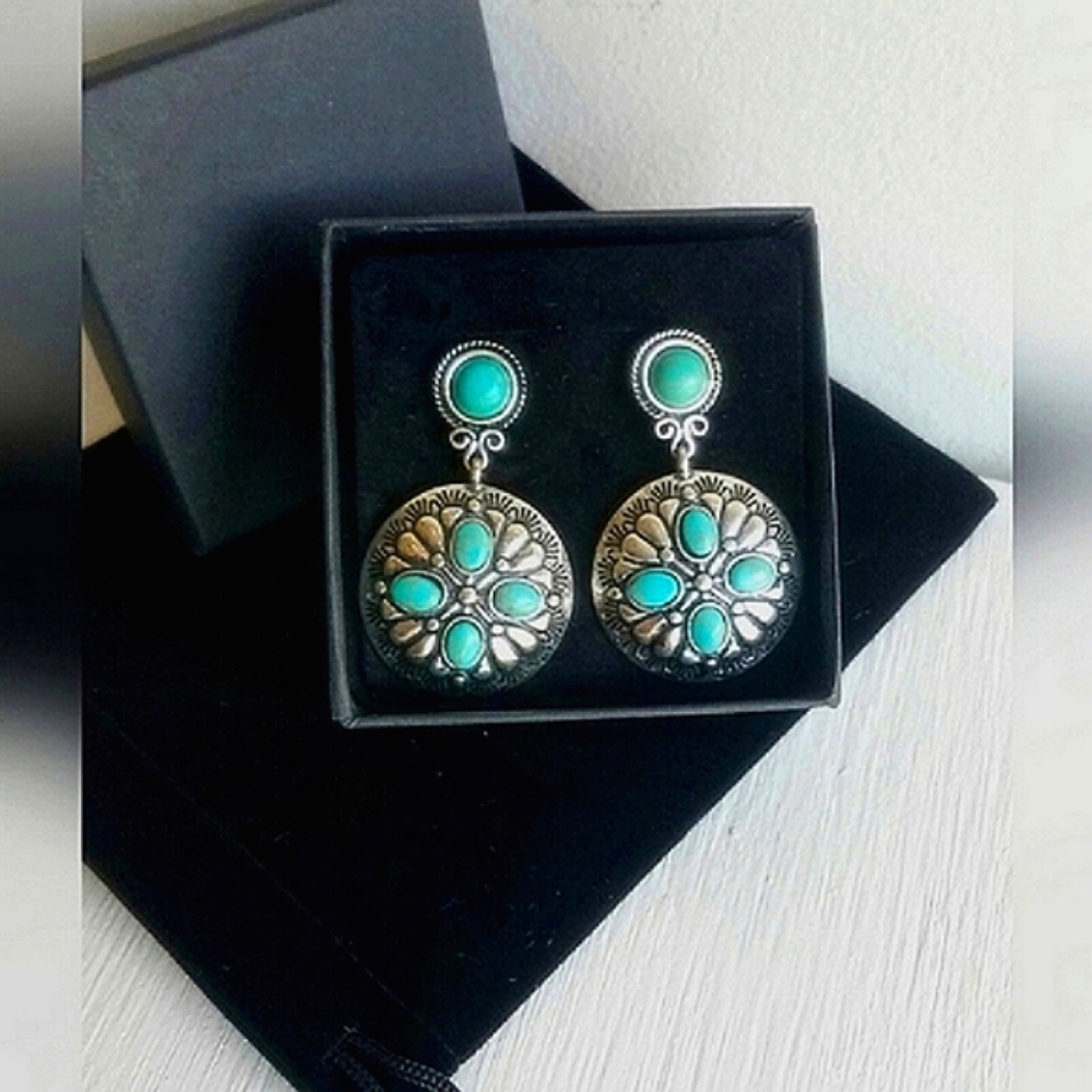 Concho Turquoise Stone Earrings